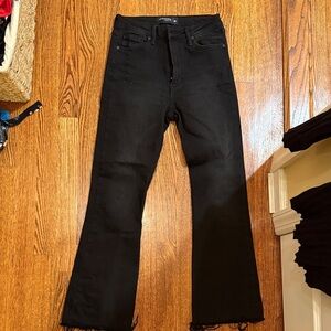 Just Black Women's Flare Jeans in Black